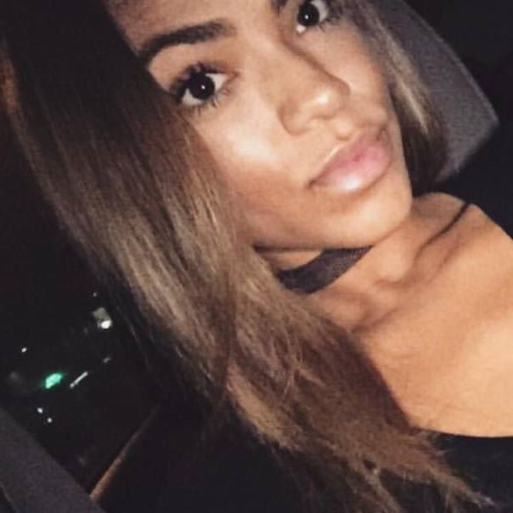 Meet your Posher, Brenna